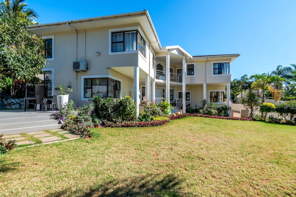 Double-storey house for sale in La Lucia - 1ND1495296 Double-storey house for sale in La Lucia - 1ND1495296