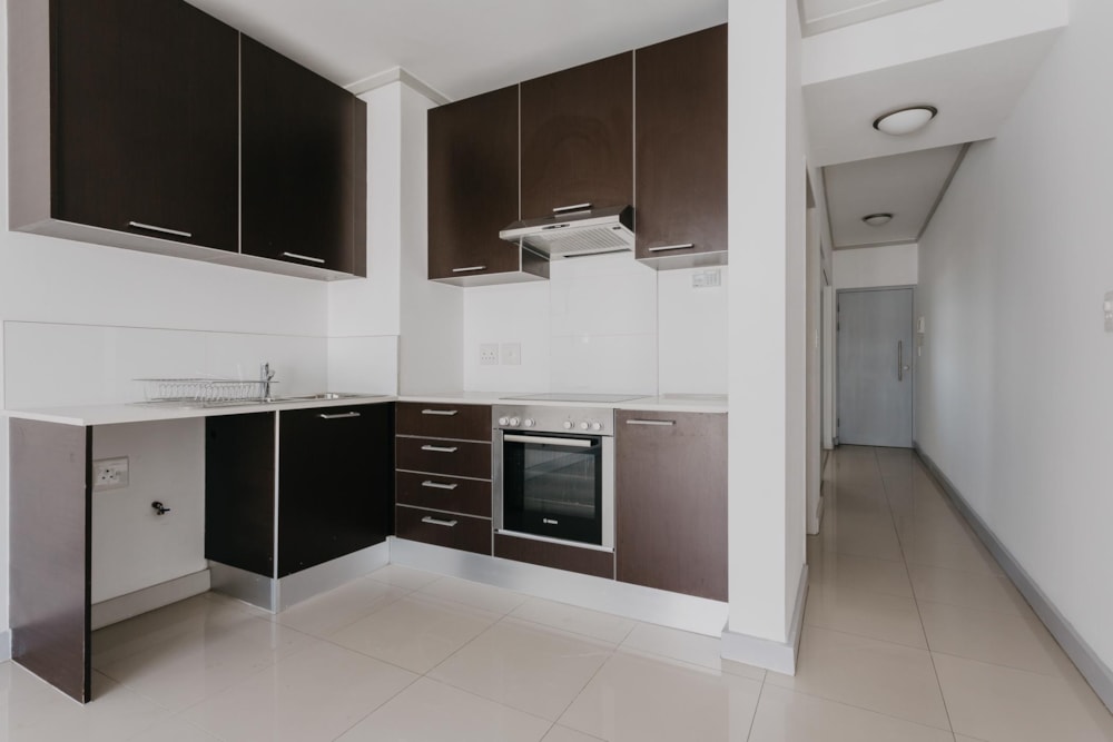 Apartment to rent in Claremont, Cape Town - RBL1753568 Apartment to rent in Claremont, Cape Town - RBL1753568