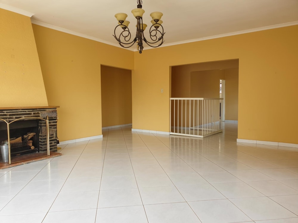 House to rent in Mondeor - 1GV1750618 House to rent in Mondeor - 1GV1750618