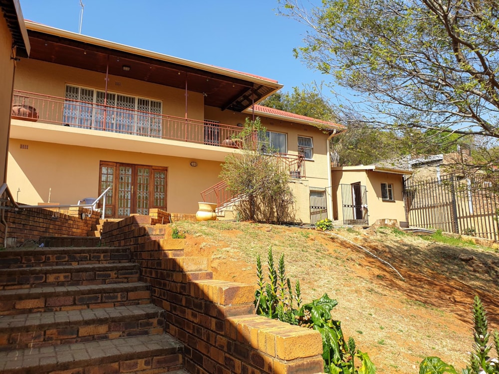 House to rent in Mondeor - 1GV1750618 House to rent in Mondeor - 1GV1750618