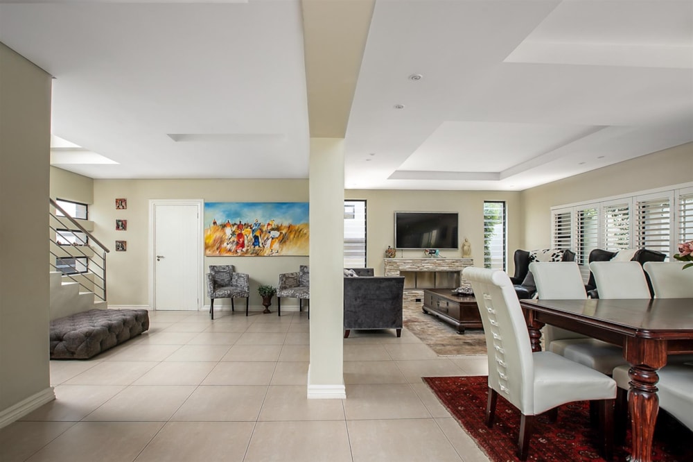 Cluster to rent in Bryanston - JBL1710643 Cluster to rent in Bryanston - JBL1710643