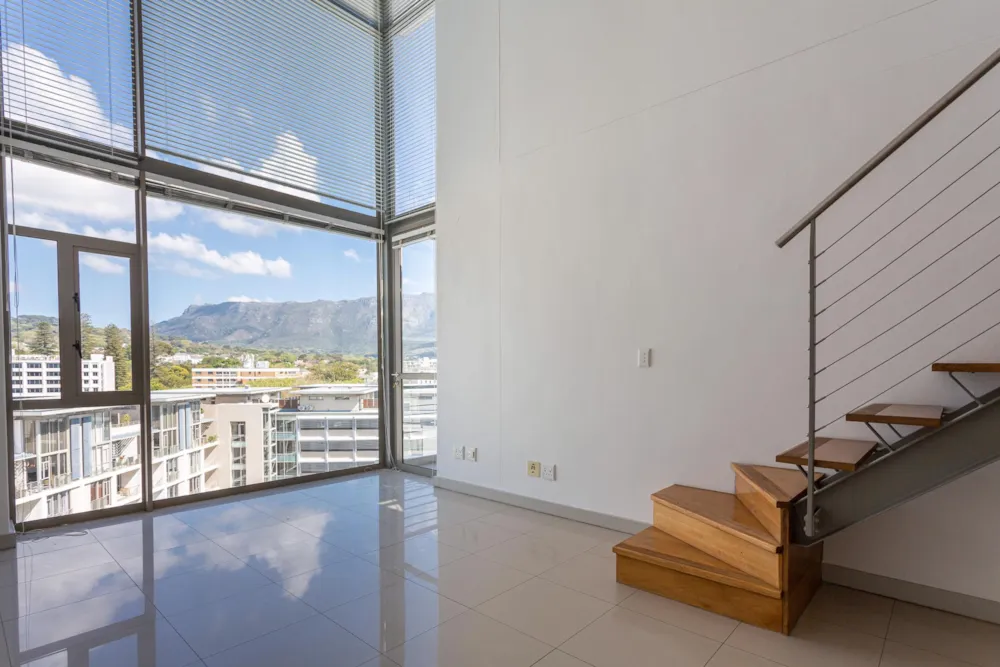 Penthouse apartment let in Claremont, Cape Town - RBL1723614 Penthouse apartment let in Claremont, Cape Town - RBL1723614