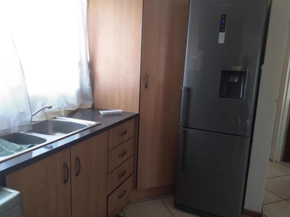 Townhouse to rent in Hillside, Bloemfontein - 1BX1749801 Townhouse to rent in Hillside, Bloemfontein - 1BX1749801