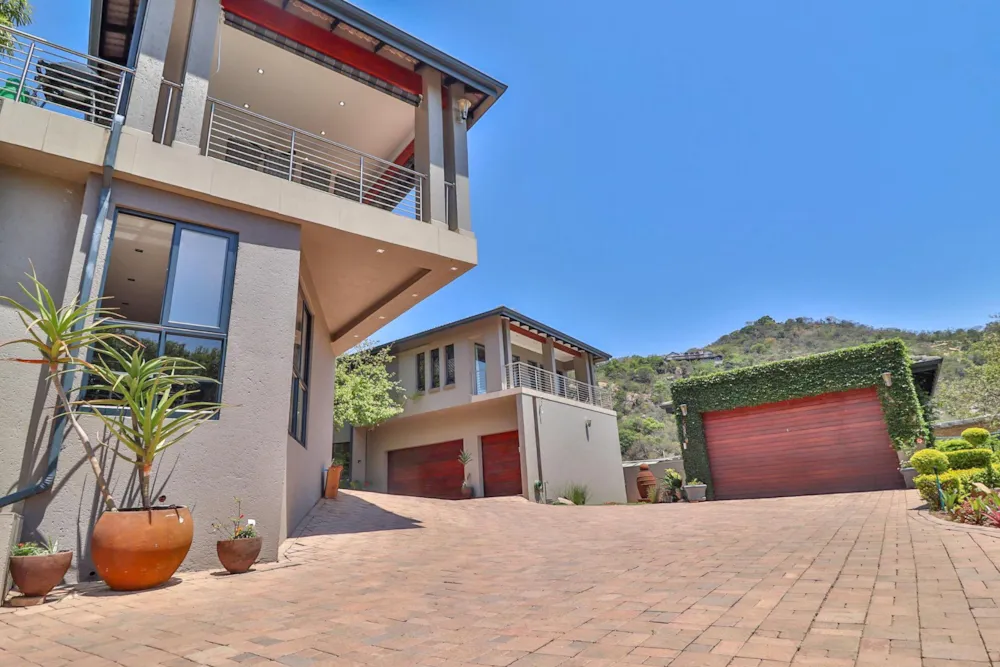 House for sale in Mbombela Ext 22 (Nelspruit Ext 22) - 1NS1505288