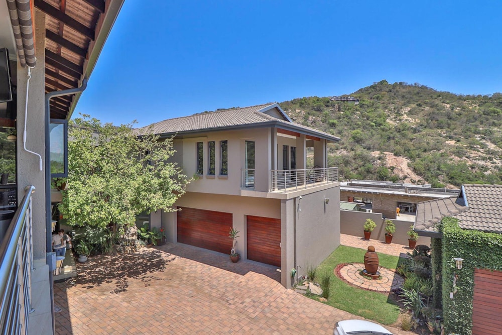 House for sale in Mbombela Ext 22 (Nelspruit Ext 22) - 1NS1505288