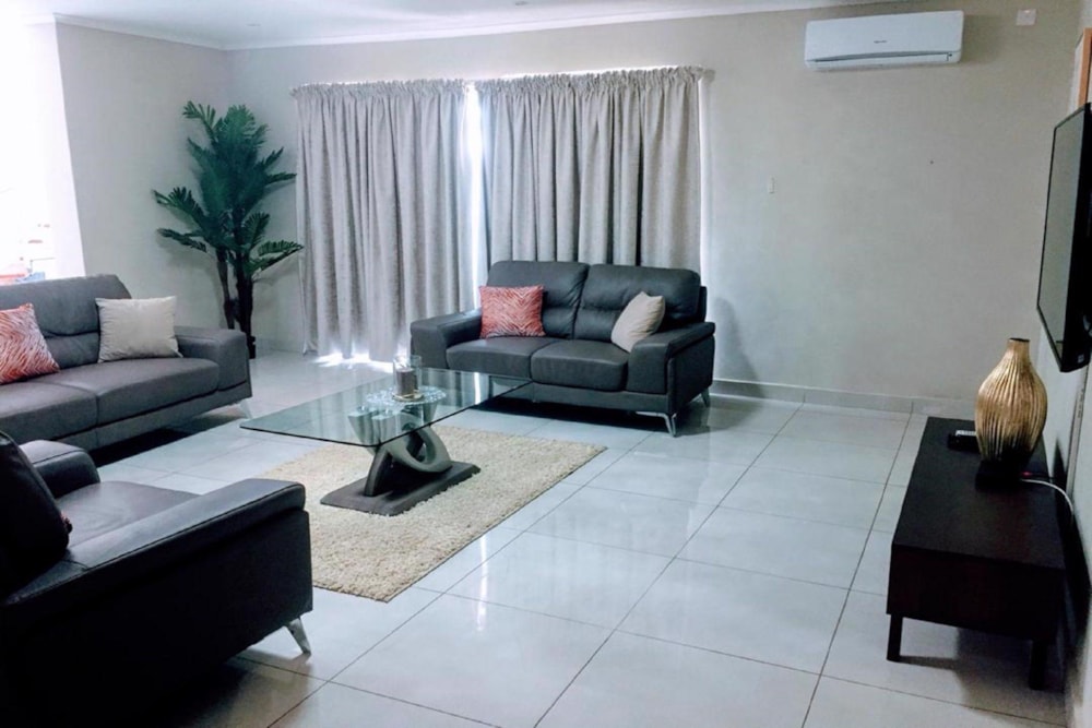 Double-storey apartment to rent in Salama Park, Zambia - 3ZA1435964 Double-storey apartment to rent in Salama Park, Zambia - 3ZA1435964