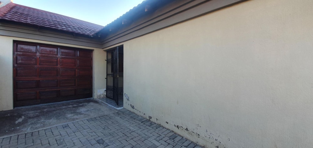 Townhouse to rent in Bendor Park - 1PS1725446