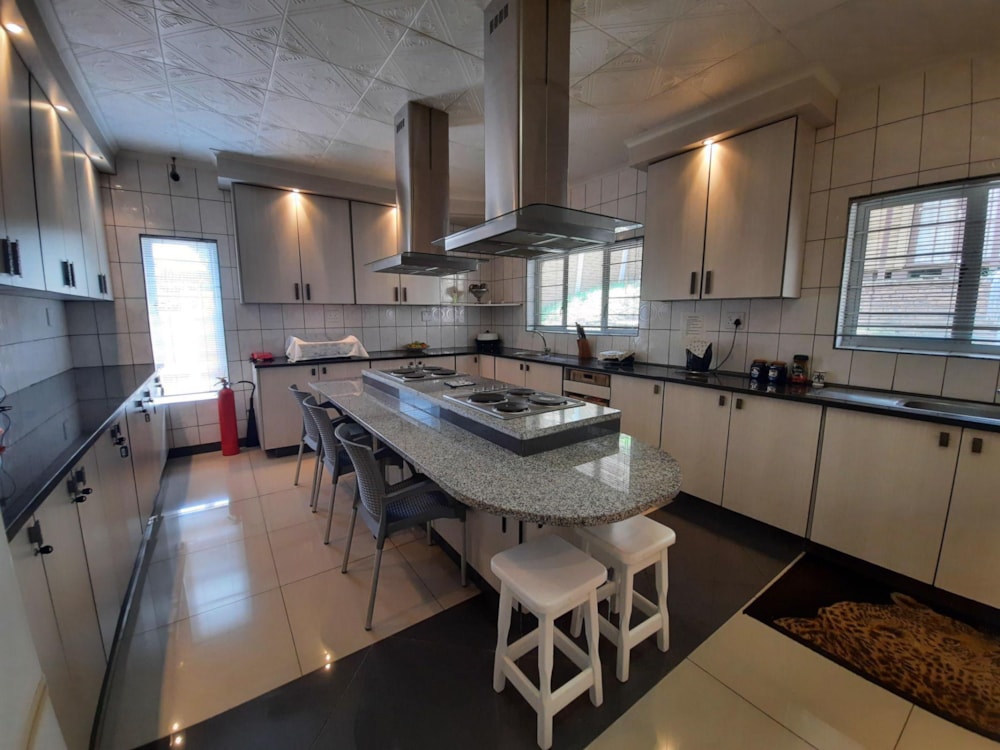 Bed & breakfast for sale in Empangeni - 1RY1506748 Bed & breakfast for sale in Empangeni - 1RY1506748
