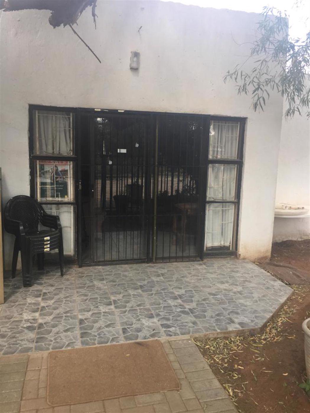 Apartment for sale in Petrusburg - 1KJ1503530