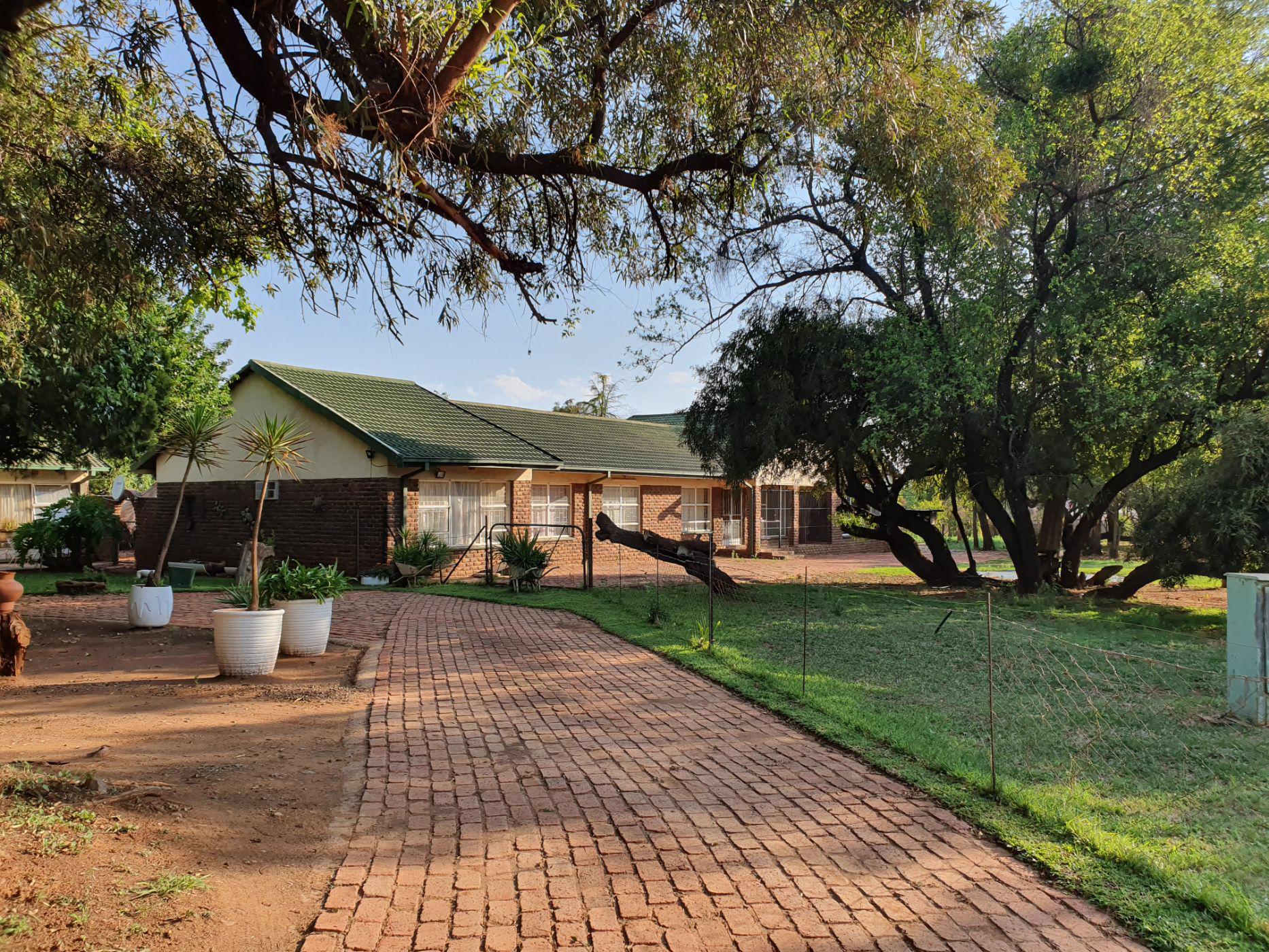 House for sale in Rietfontein, Hartbeespoort - 1HR1504668