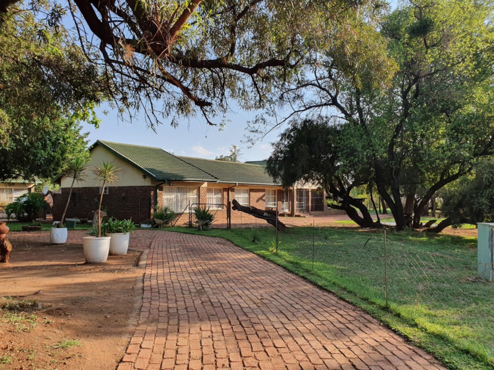 House for sale in Rietfontein, Hartbeespoort - 1HR1504668