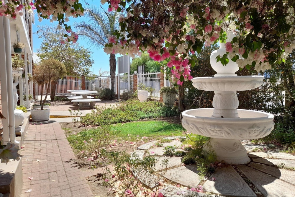 Residential complex for sale in Kimberley - 1KJ1504832 Residential complex for sale in Kimberley - 1KJ1504832