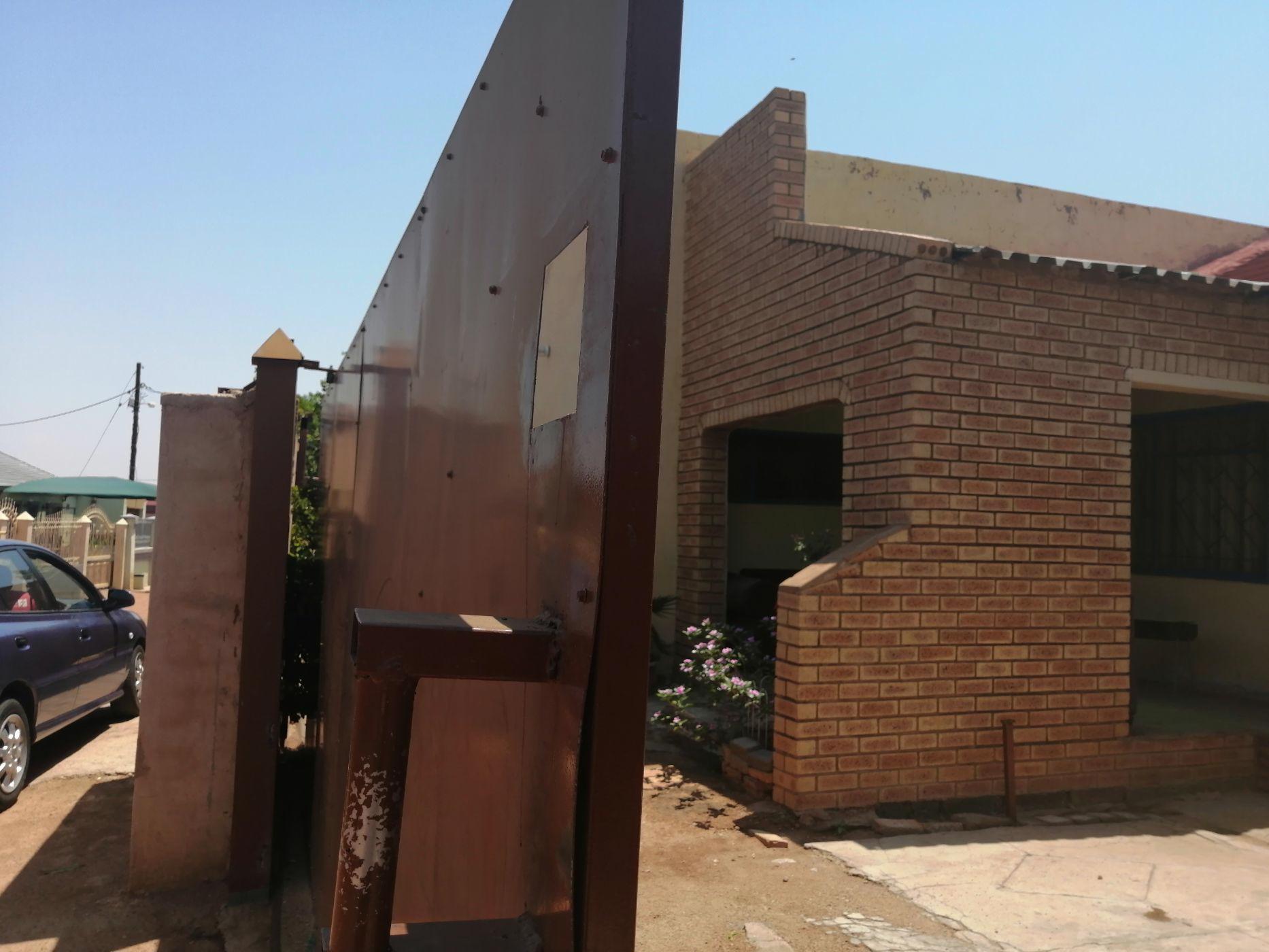 House for sale in Mabopane - PT1505917