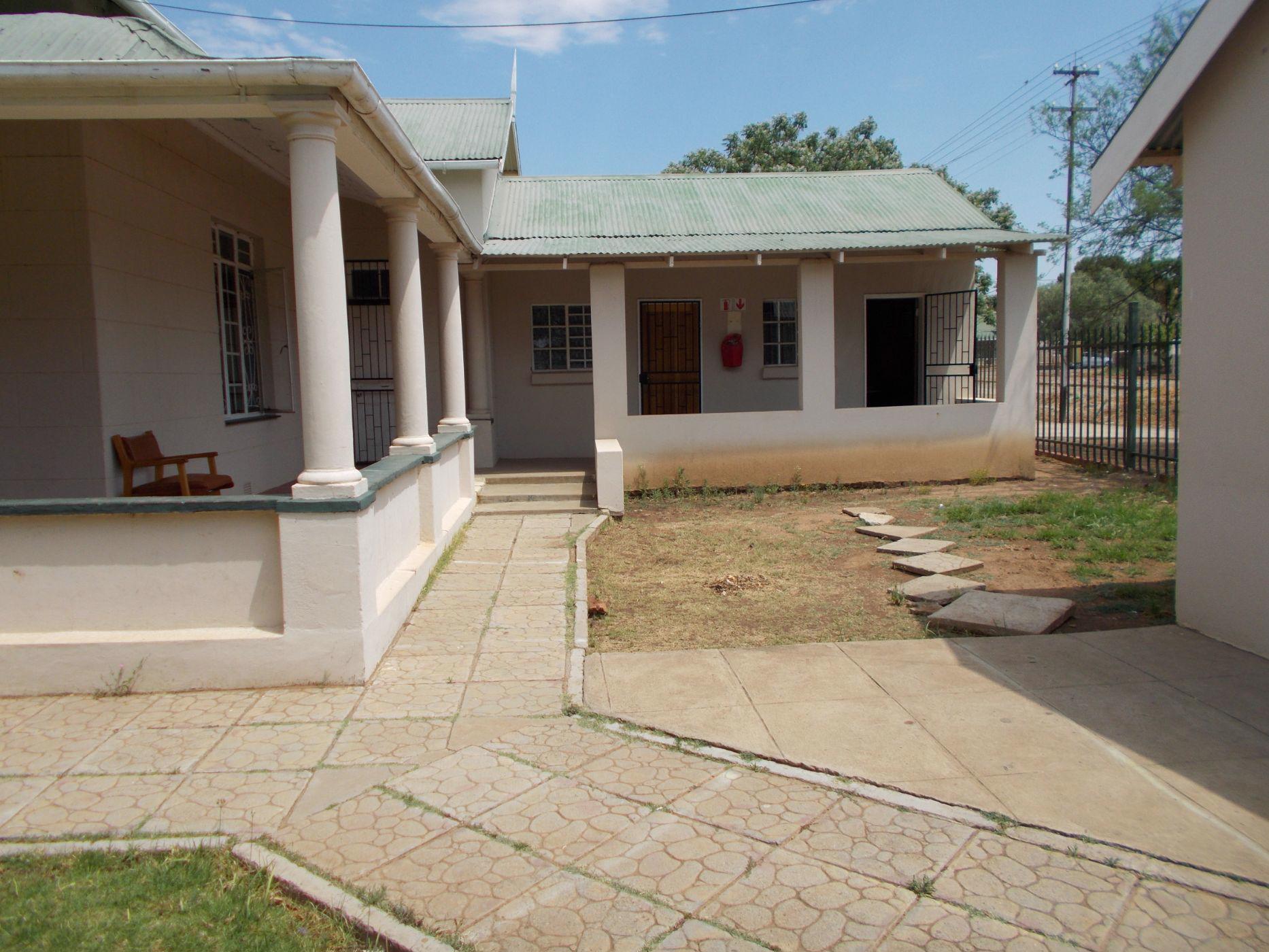 Commercial office for sale in Bethulie - 1KK1506010