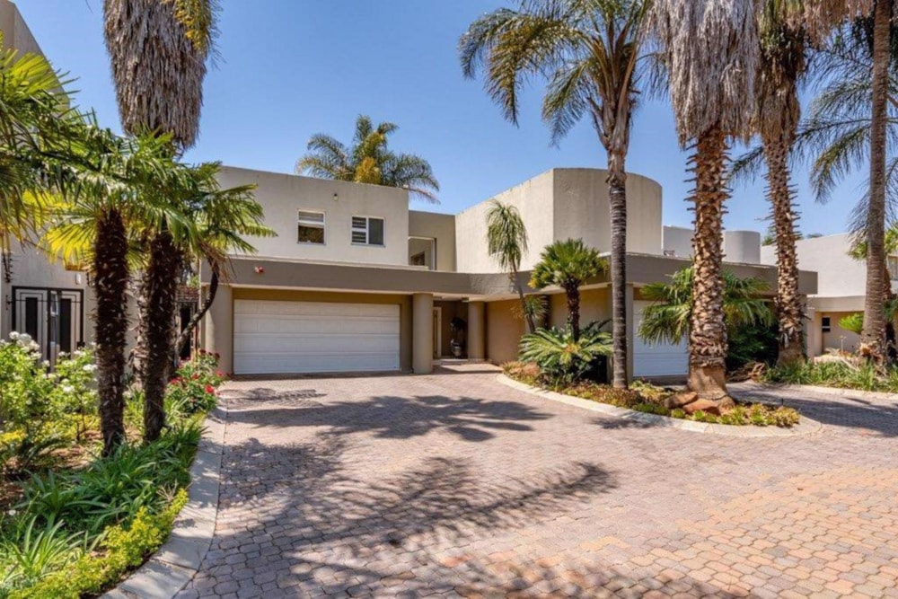 Double-storey cluster for sale in Bedfordview - BED1607034