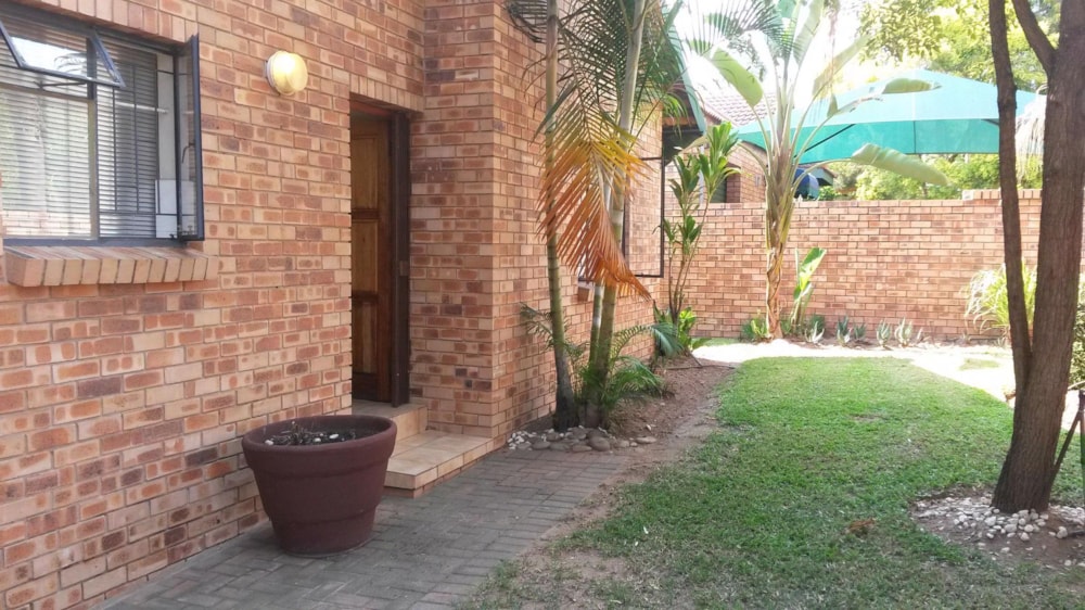 Townhouse to rent in Nelspruit (Mbombela) - 1NS1736645