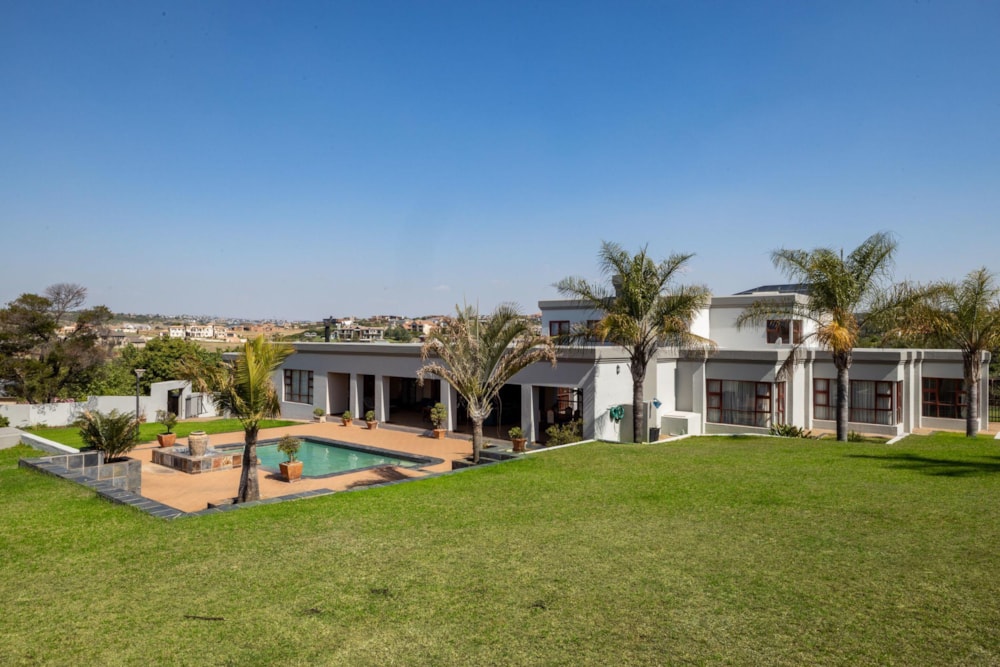 Security estate home for sale in Mooikloof Equestrian Estate - PT1673890