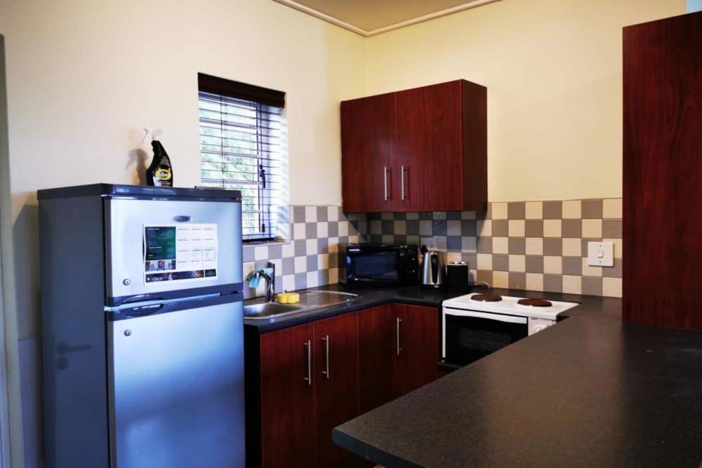 Bachelor apartment to rent in West Hill, Grahamstown, Makhanda - 1GC1711179 Bachelor apartment to rent in West Hill, Grahamstown, Makhanda - 1GC1711179