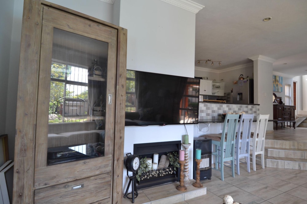 House for sale in Waterkloof Park - PT1575949 House for sale in Waterkloof Park - PT1575949