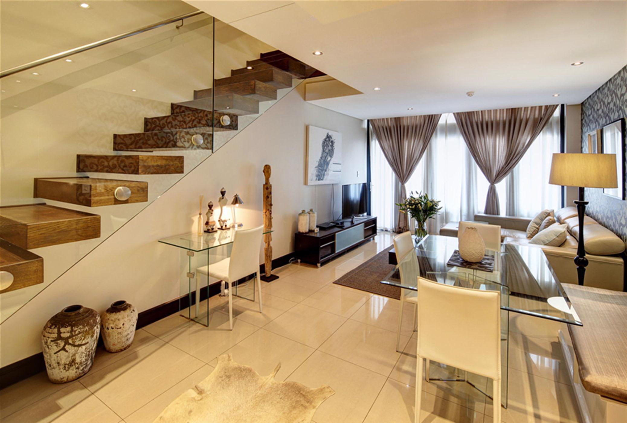 Apartment for sale in Melrose Arch - HP1583877