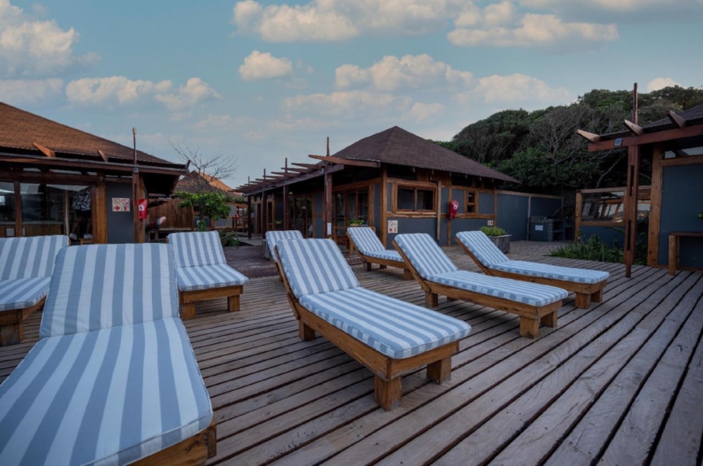 Beachfront villa for sale in Ponta Mamoli, Mozambique - 3MQ1509307 Beachfront villa for sale in Ponta Mamoli, Mozambique - 3MQ1509307