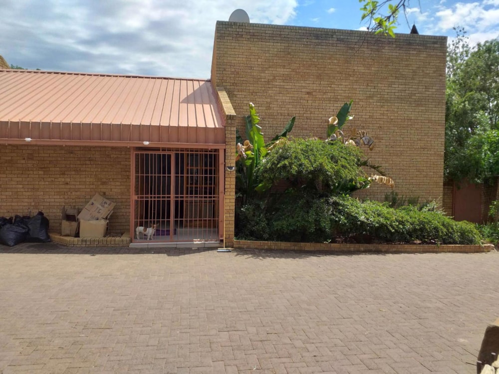 House let in Heuwelsig, Bloemfontein - 1BX1689219 House let in Heuwelsig, Bloemfontein - 1BX1689219