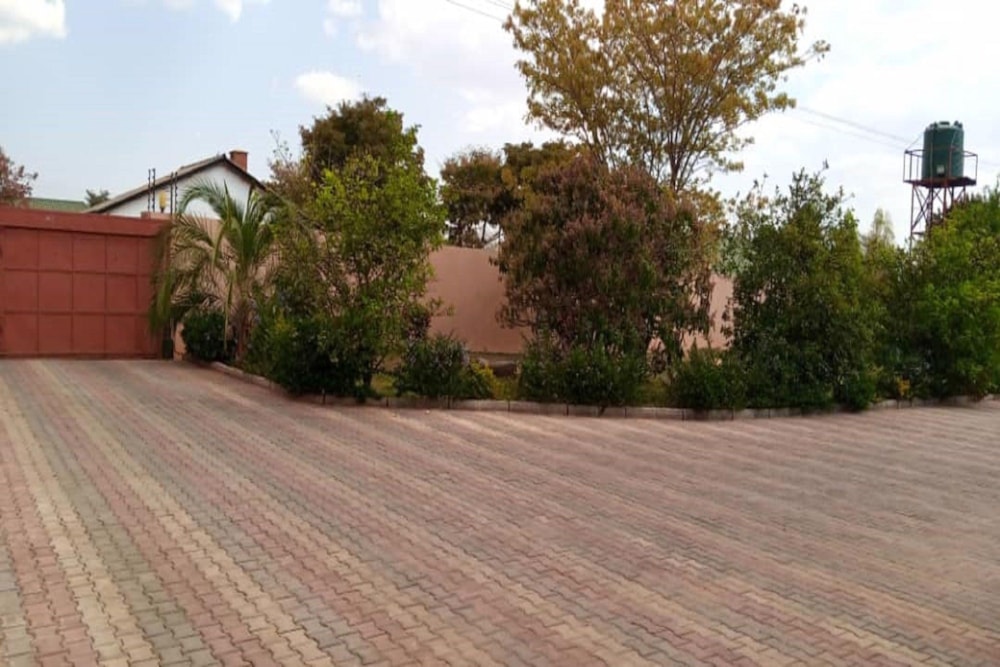 House for sale in Woodlands, Zambia - 3ZA1510122 House for sale in Woodlands, Zambia - 3ZA1510122