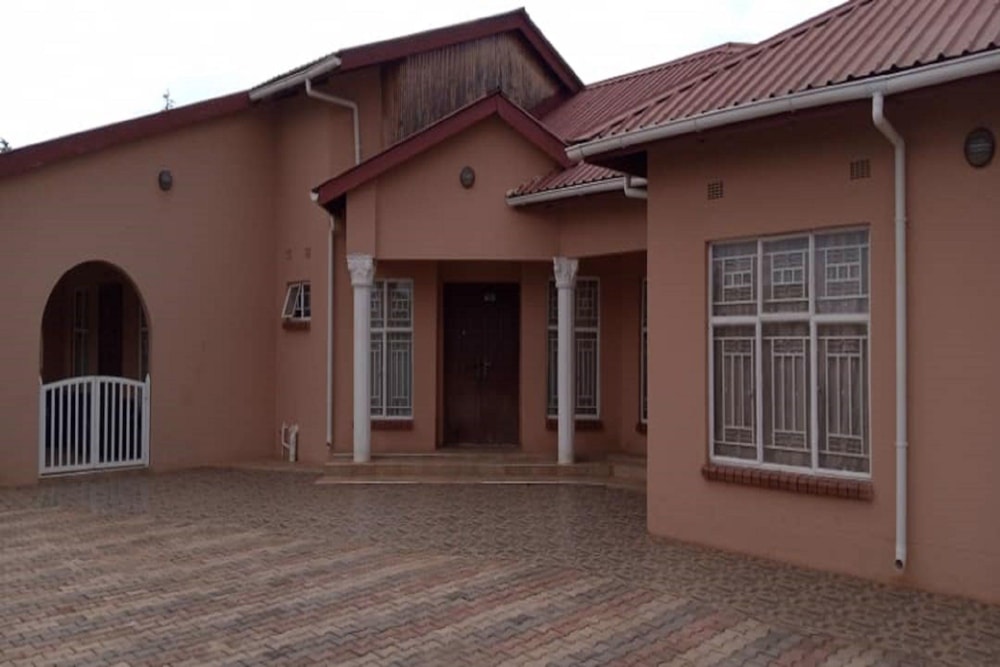 House for sale in Woodlands, Zambia - 3ZA1510122 House for sale in Woodlands, Zambia - 3ZA1510122