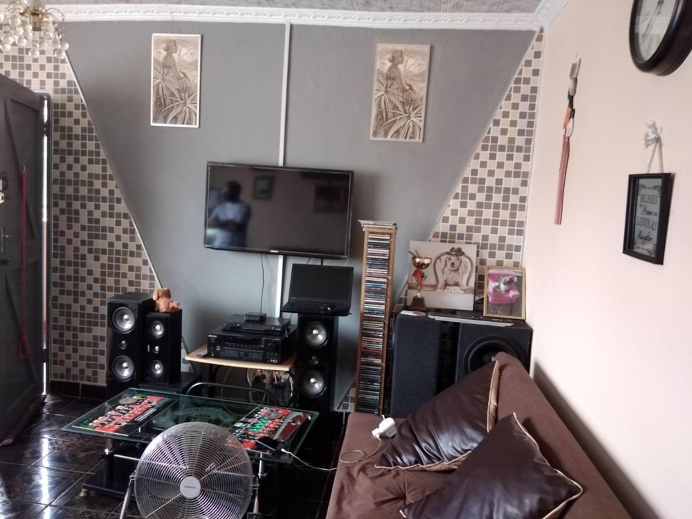 Apartment for sale in Umzinto - 1si1510178