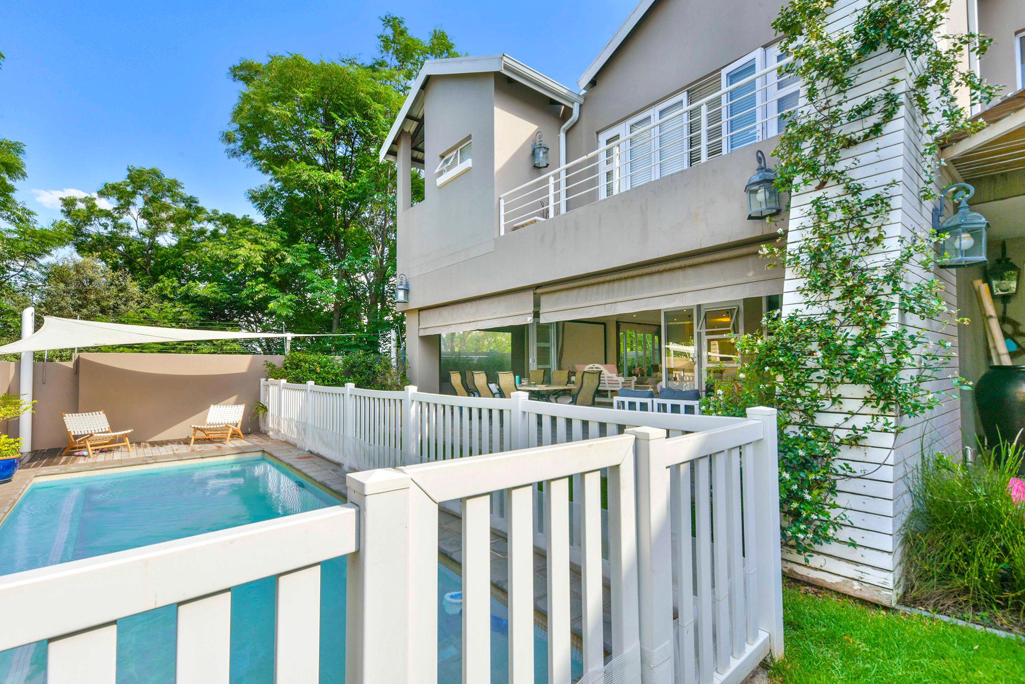 Double-storey house for sale in Stone River Estate - FW1714881