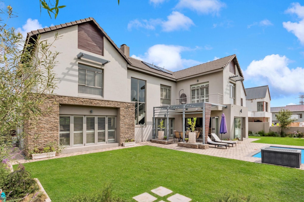 Double-storey house sold in Steyn City - 1SY1552769 Double-storey house sold in Steyn City - 1SY1552769