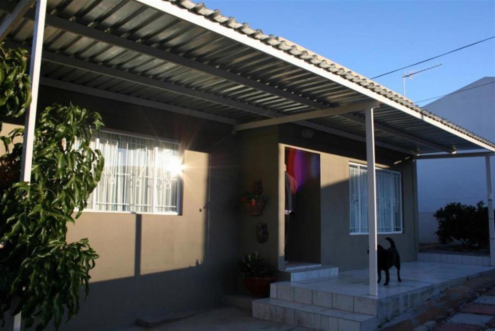 Bachelor apartment let in Springbok - 1NA1578616 Bachelor apartment let in Springbok - 1NA1578616