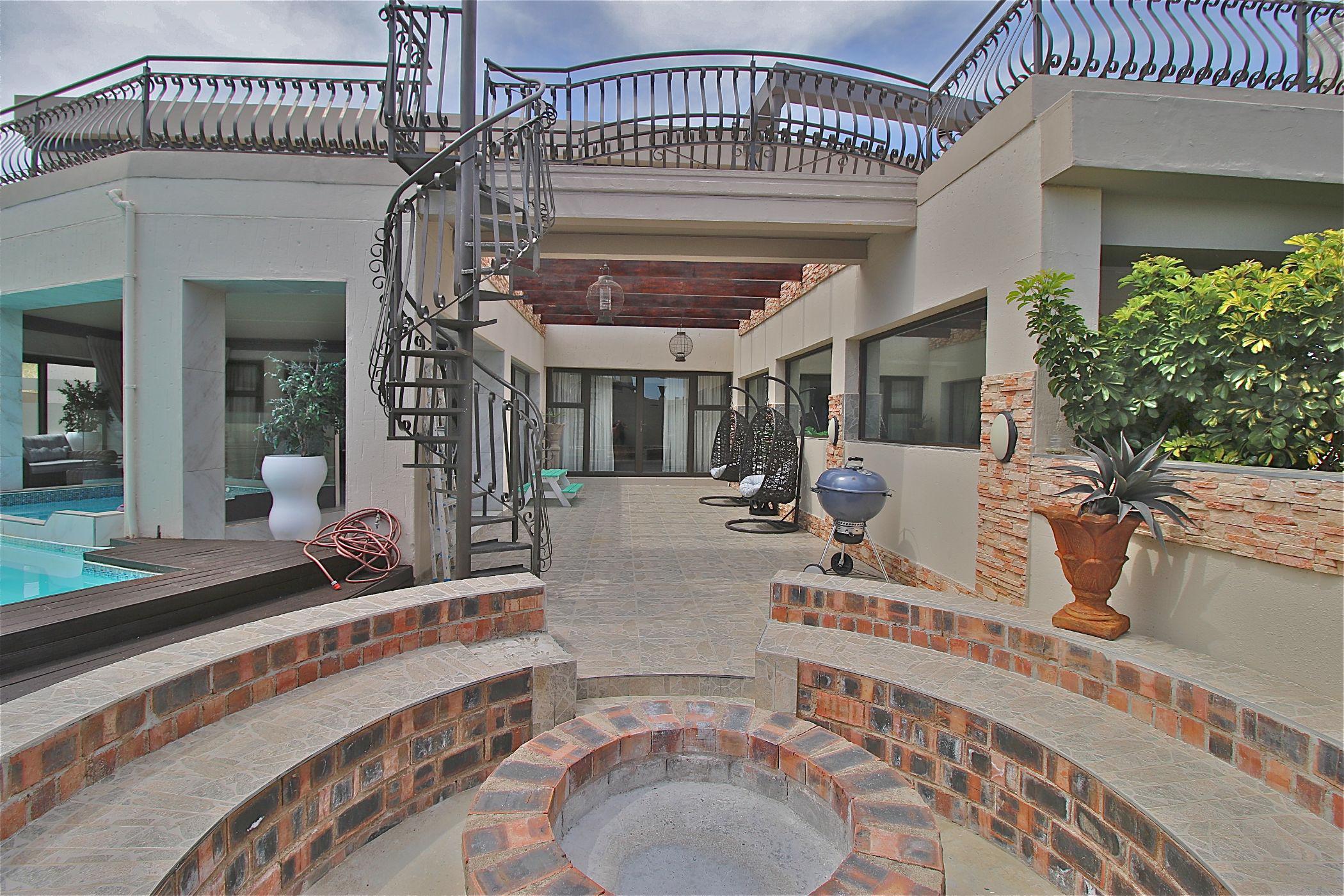 Multi-storey house for sale in Baronetcy Estate - 1PLA1705737