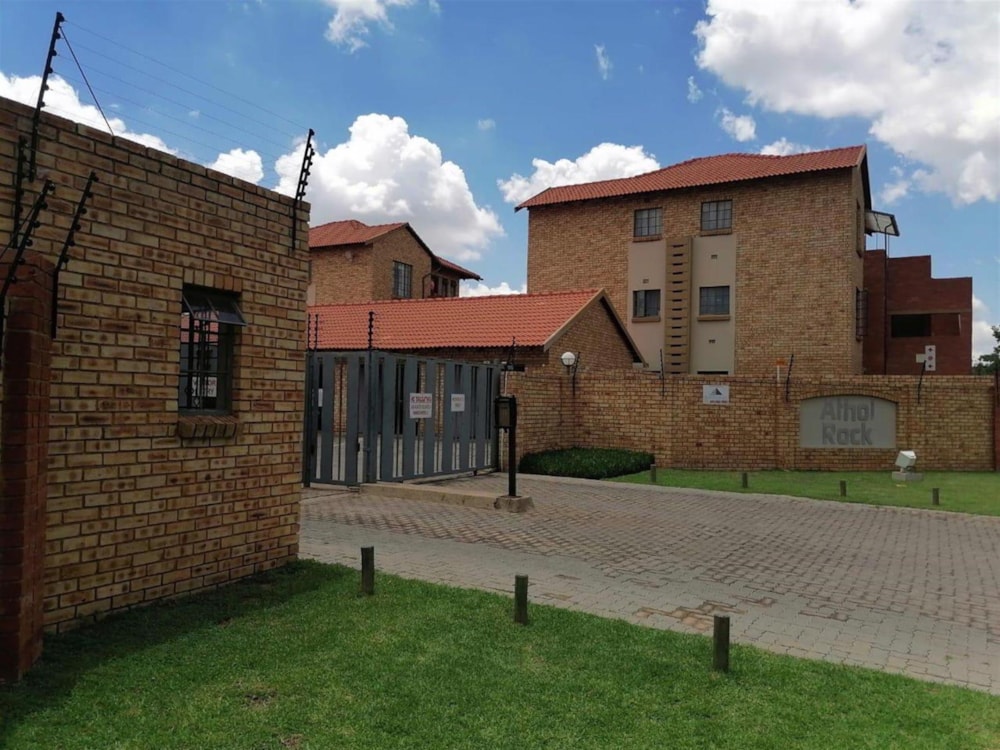 Townhouse to rent in Meyersdal - 1GV1732088