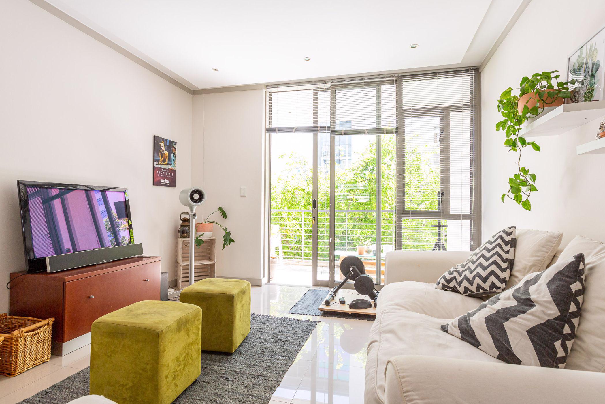 Apartment let in Claremont, Cape Town - RBL1739786
