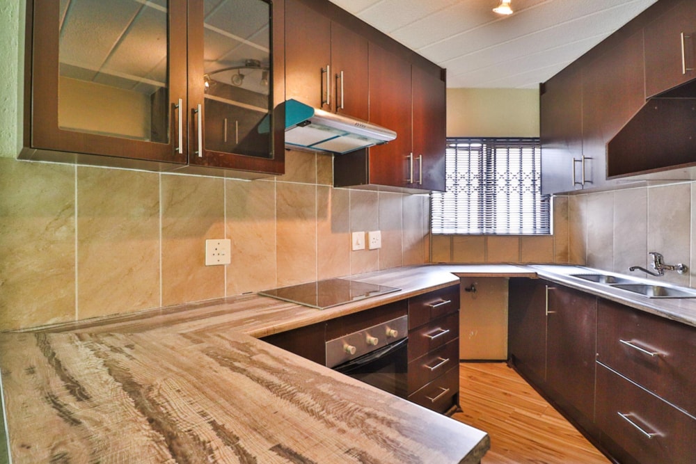 Townhouse for sale in Glenvista - 1GV1738931