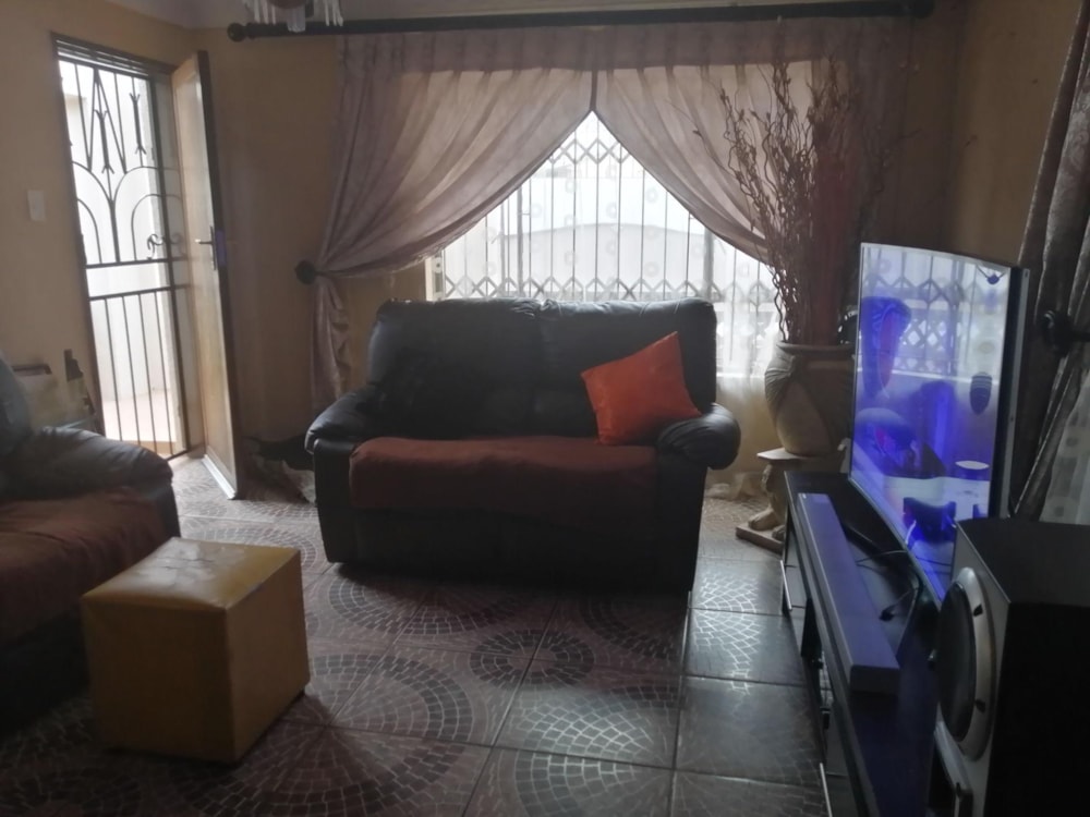 House for sale in Soshanguve - PT1512239