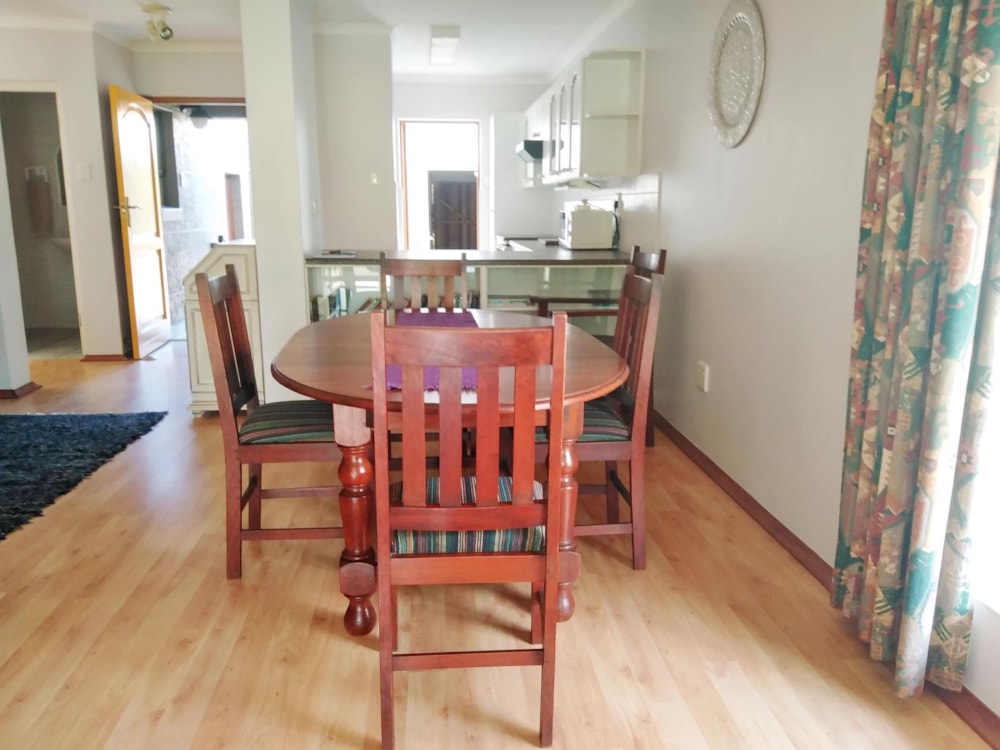 Townhouse let in Mossel Bay Golf Estate - 1MB1512750 Townhouse let in Mossel Bay Golf Estate - 1MB1512750