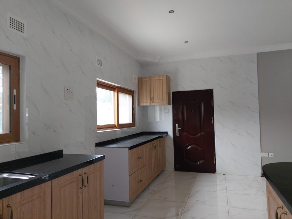 Townhouse to rent in Prospect Hill, Zambia - 3ZA1737394