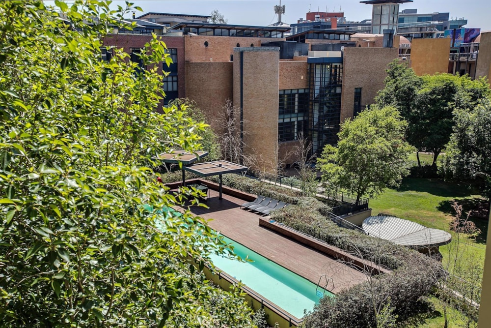 Apartment for sale in Melrose Arch - HP1585286