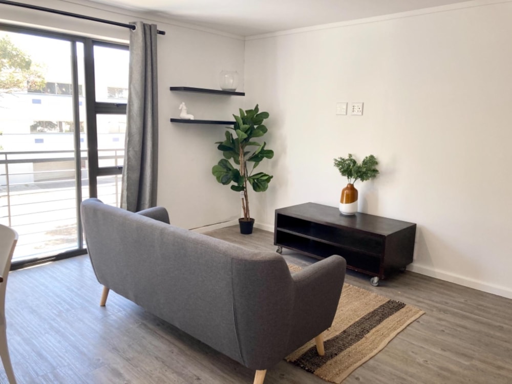 Bachelor apartment let in Zonnebloem - CBL1702644 Bachelor apartment let in Zonnebloem - CBL1702644