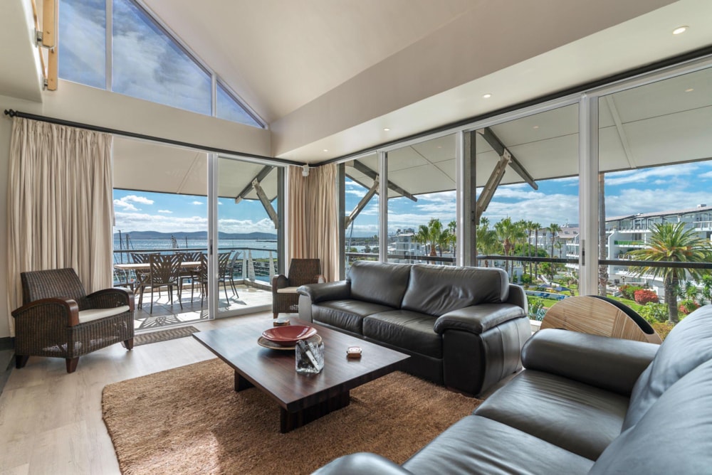 Penthouse apartment for sale in Mouille Point - AS1592953