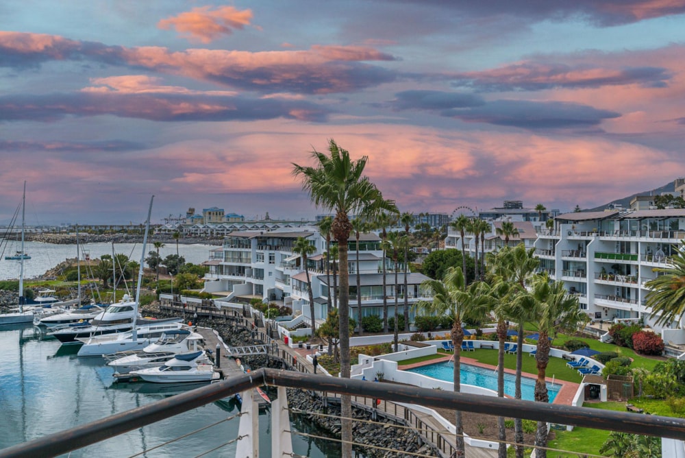 Penthouse apartment for sale in Mouille Point - AS1592953