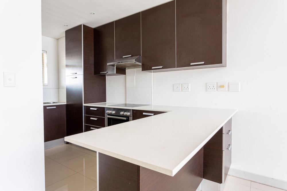 Penthouse apartment let in Claremont, Cape Town - RBL1697624