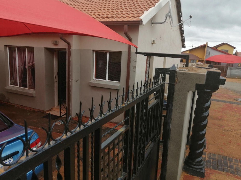 House for sale in Soshanguve East - PT1516988