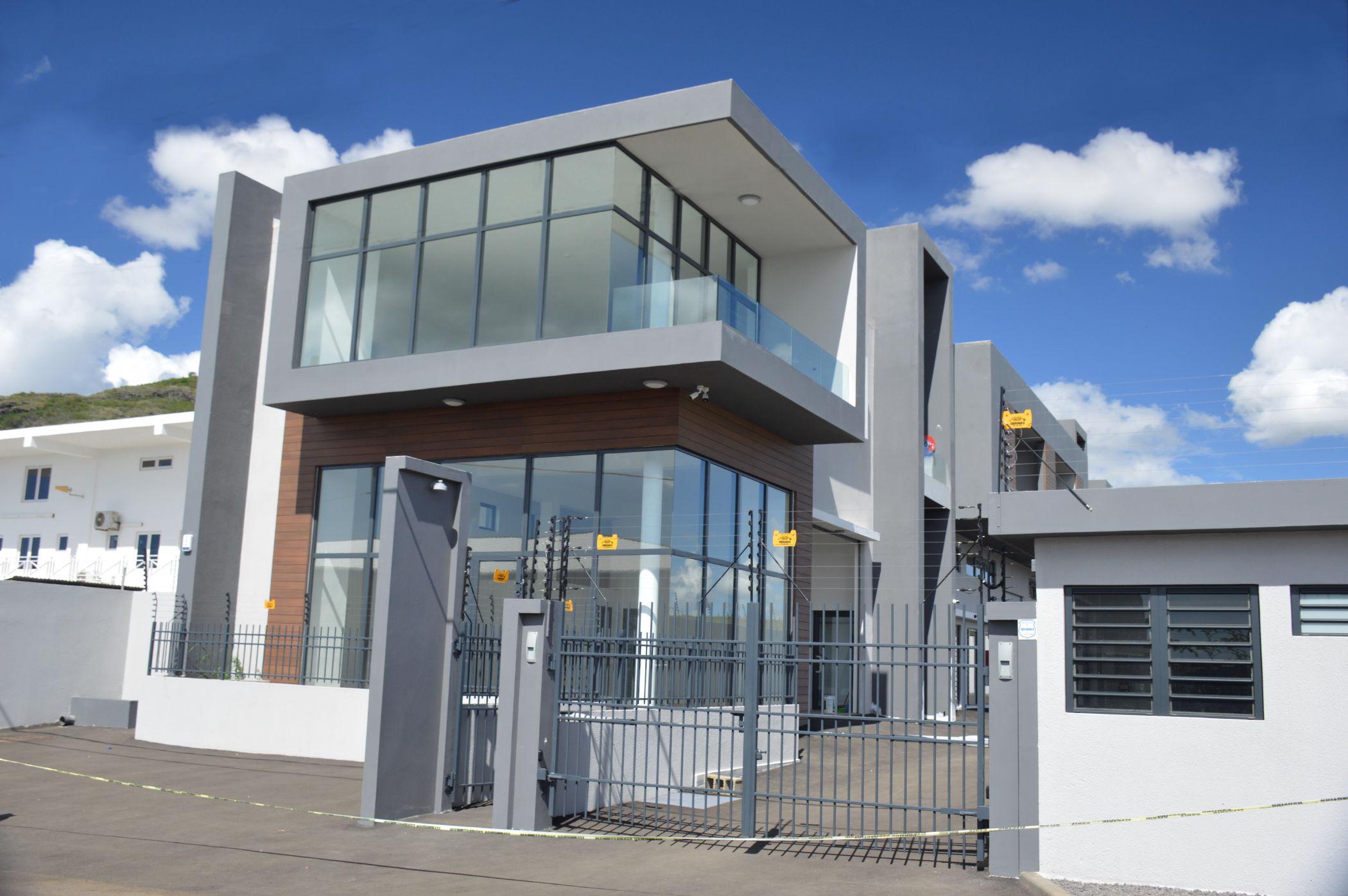 Commercial office for sale in Bambous, Mauritius - MUR1740225