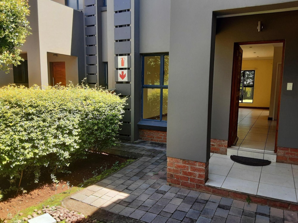 Townhouse sold in Melodie - 1HR1667437 Townhouse sold in Melodie - 1HR1667437