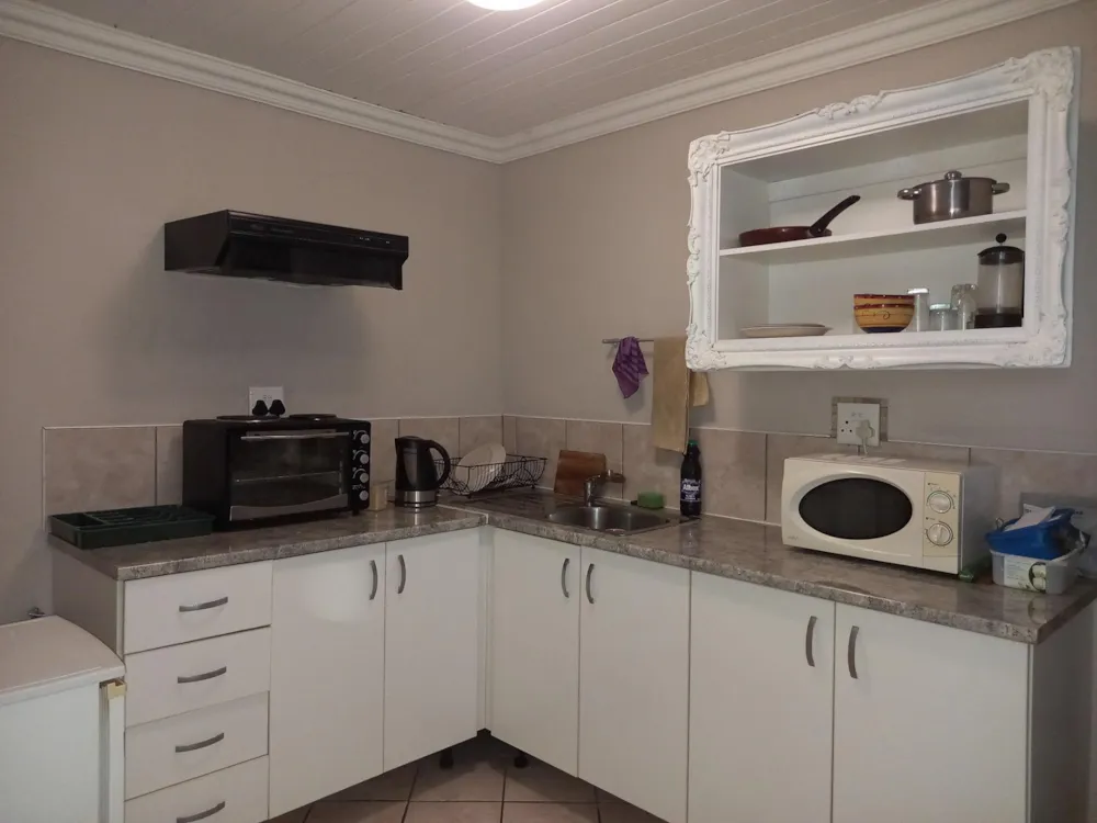 Bachelor apartment let in Amandelrug, Malmesbury - 1MS1725924 Bachelor apartment let in Amandelrug, Malmesbury - 1MS1725924