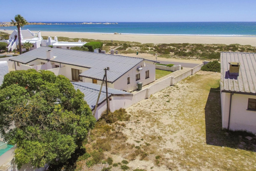 Vacant land for sale in Voorstrand - LA1684026