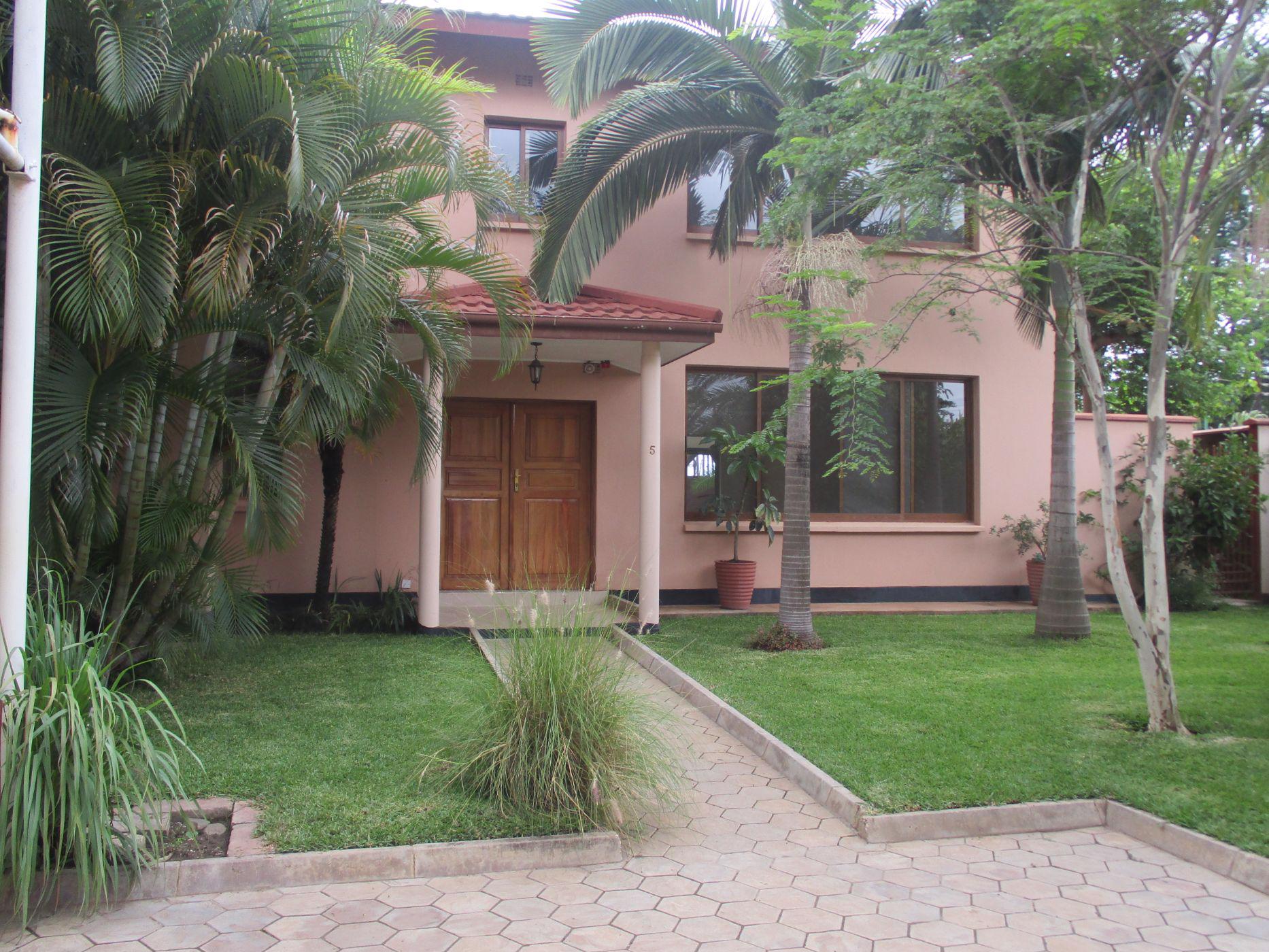 Security complex home to rent in Longacres, Zambia - 3ZA1710609